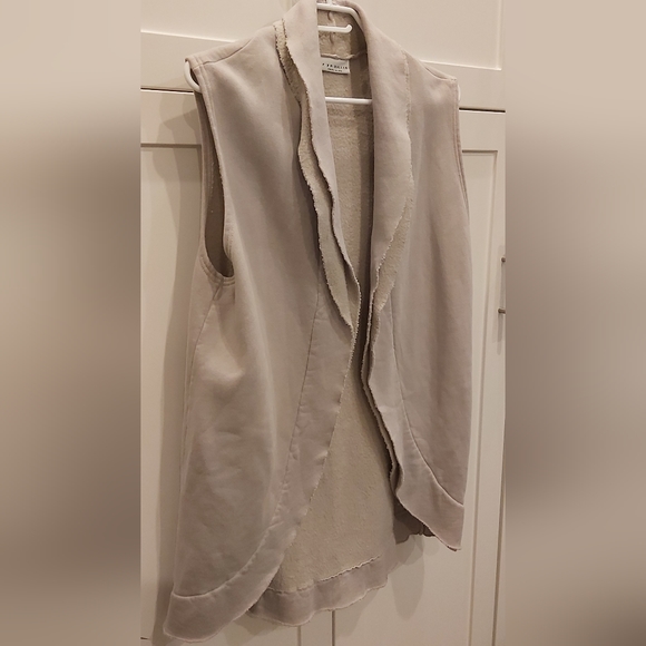 bryn Walker fleece open vest - Picture 5 of 11